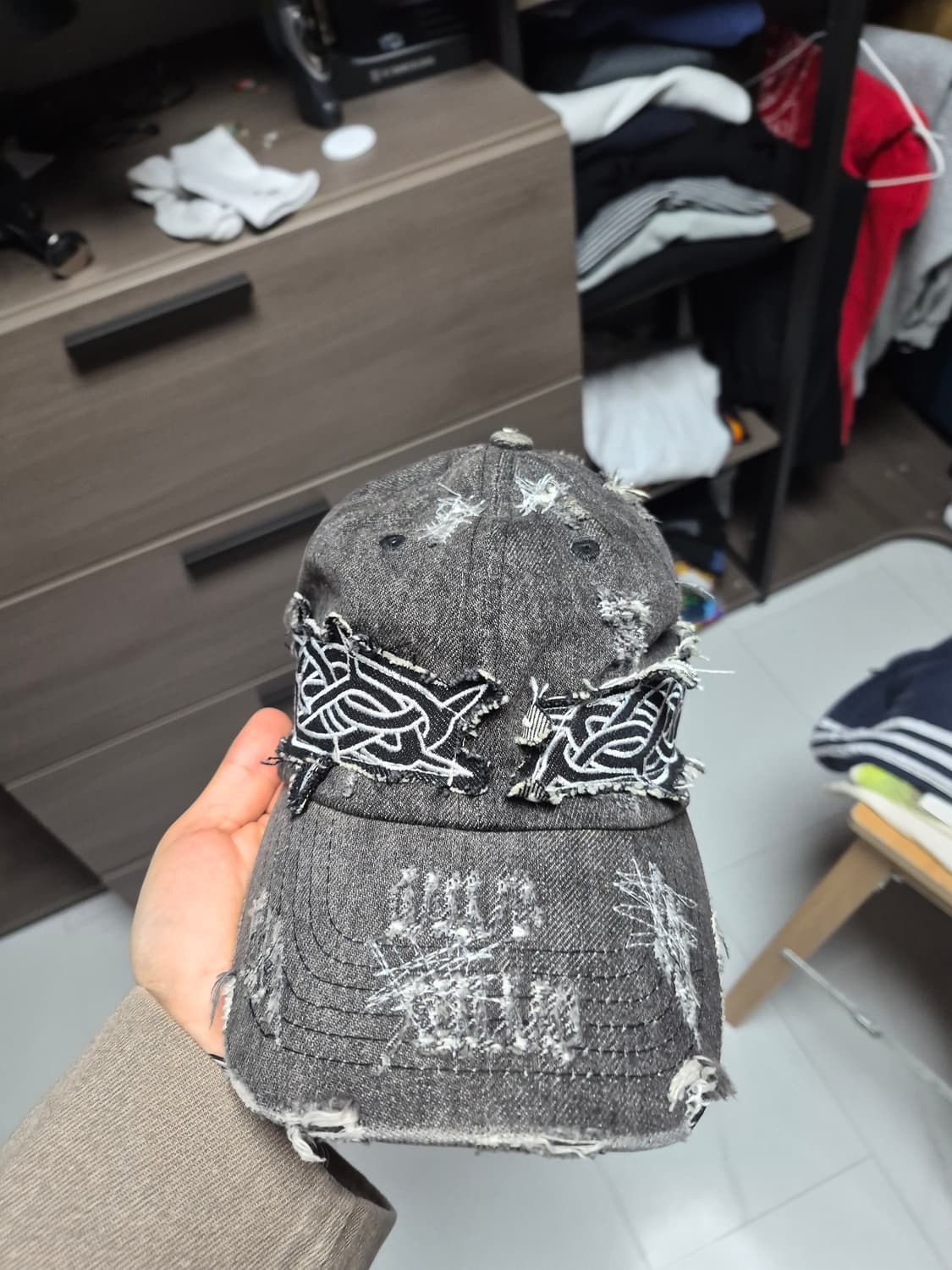 Who decides war 모자 상품이미지1