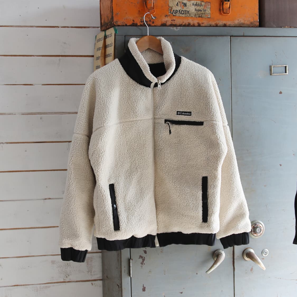 (착용컷) Columbia 리버서블 양털 플리스 자켓 (남성용 100) 상품이미지2