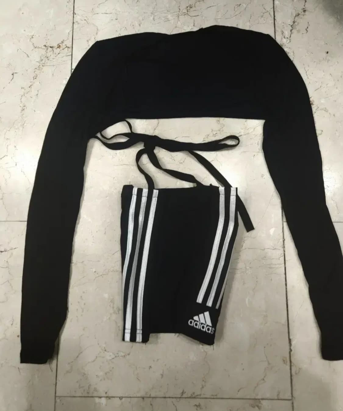 유이브 한소희 볼레로+탱크탑 세트 아디다스 커스텀 상품이미지2