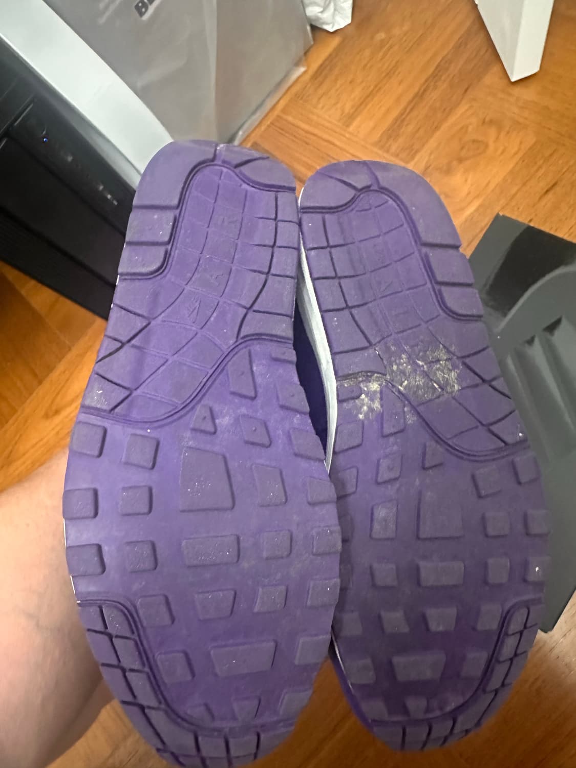 슈프림 에어맥스 1 상품이미지3