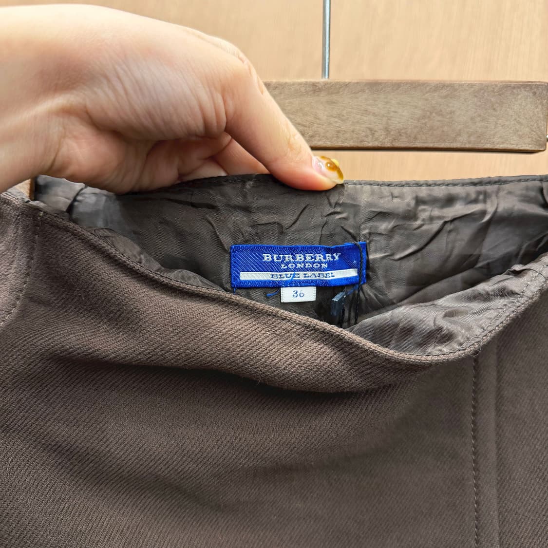 버버리 블루 라벨 울 코튼 미니 스커트 절개 디테일 A라인 브라운 상품이미지6