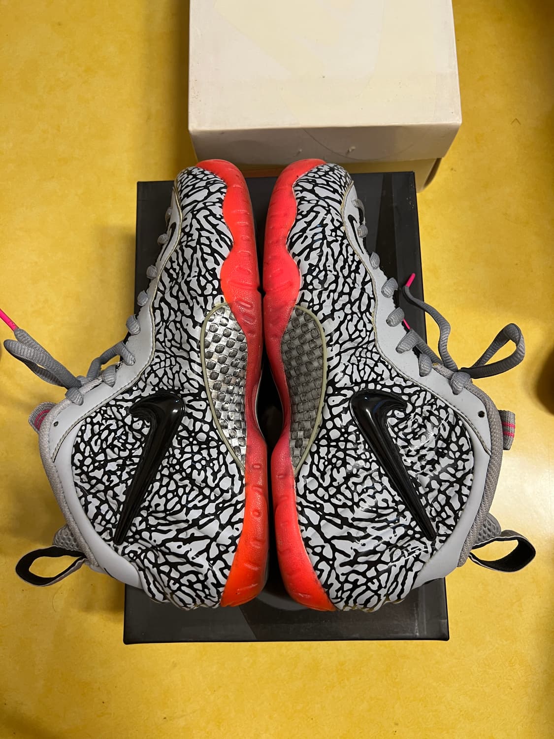 나이키 애어폼포짓 프로 상품이미지3