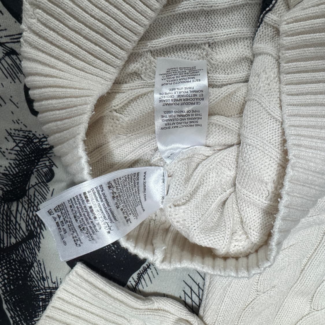 타미힐피거 진스 크롭 꽈배기니트 XS사이즈 상품이미지3