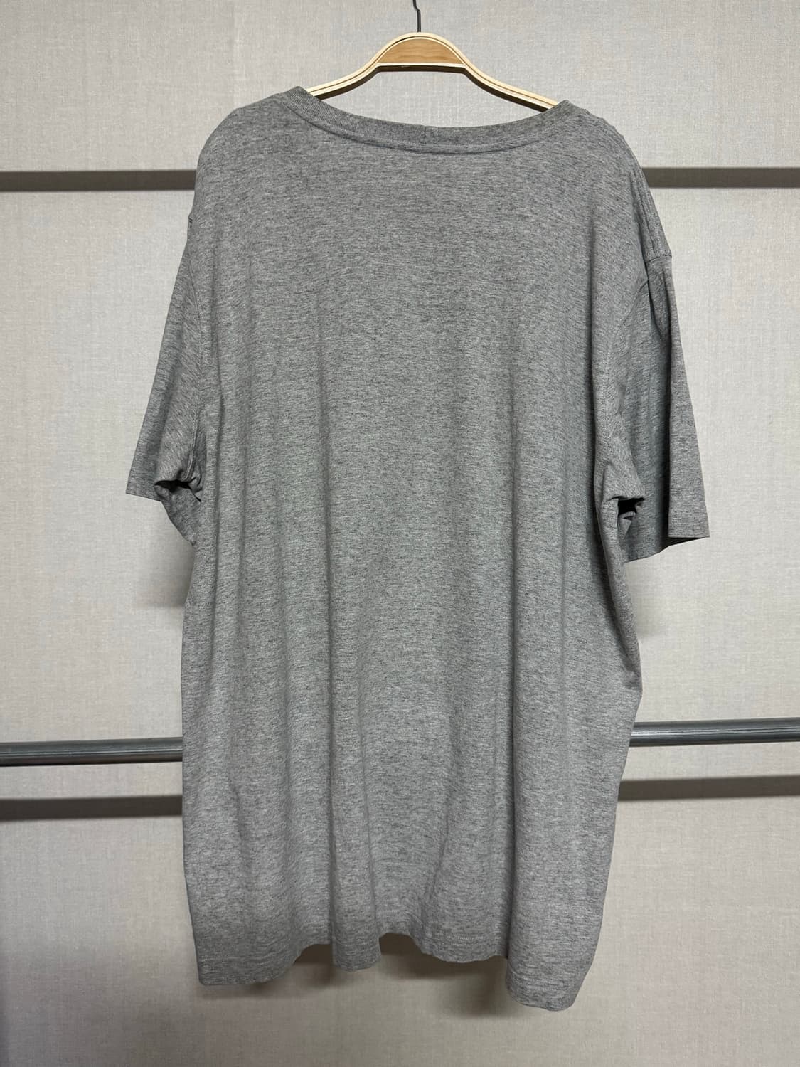 칼하트 반팔 2XL 상품이미지2