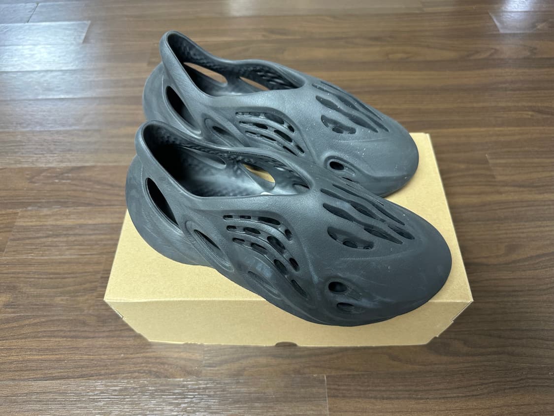 [265]이지폼러너 오닉스 상품이미지4