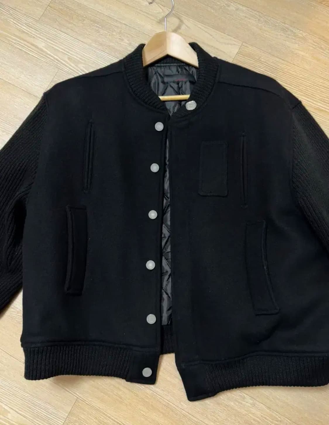 애니타임로릭 바시티 블랙 m사이즈 상품이미지2