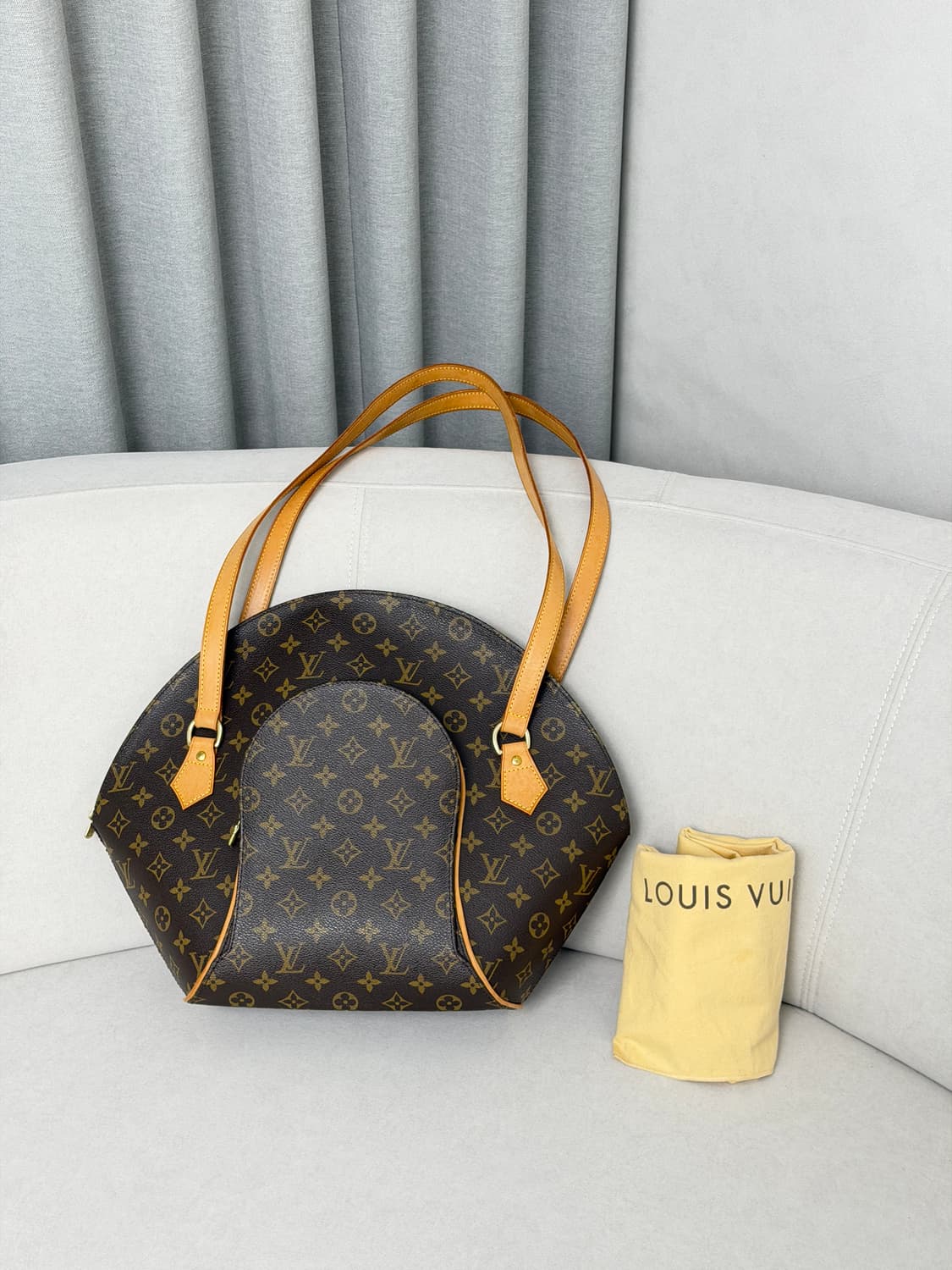 루이비통 모노그램 엘립스 GM 숄더백 상품이미지1