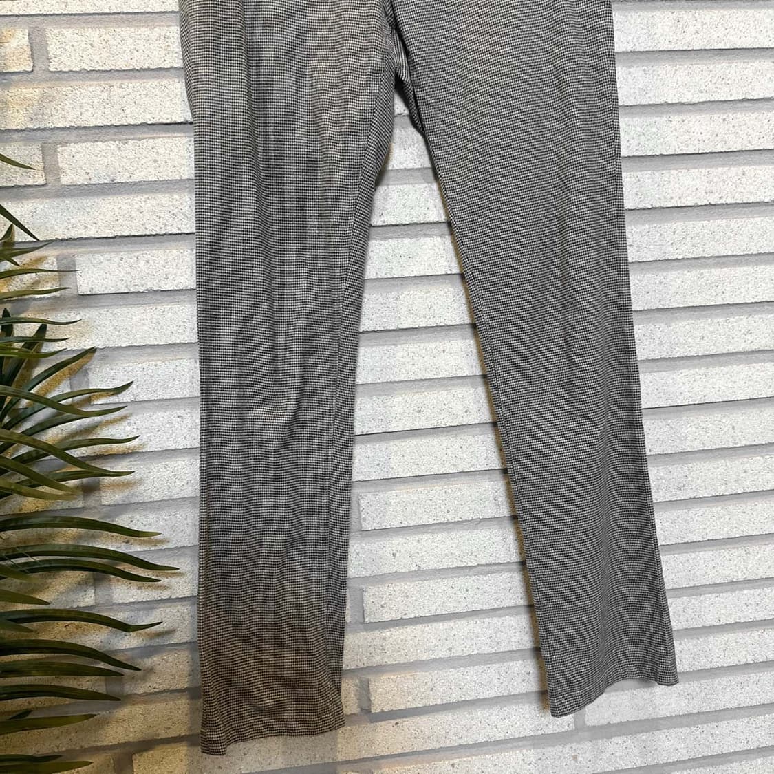 버버리 블랙라벨 하운즈투스 체크 울 슬랙스 사선포켓 디테일 슬림핏 상품이미지4