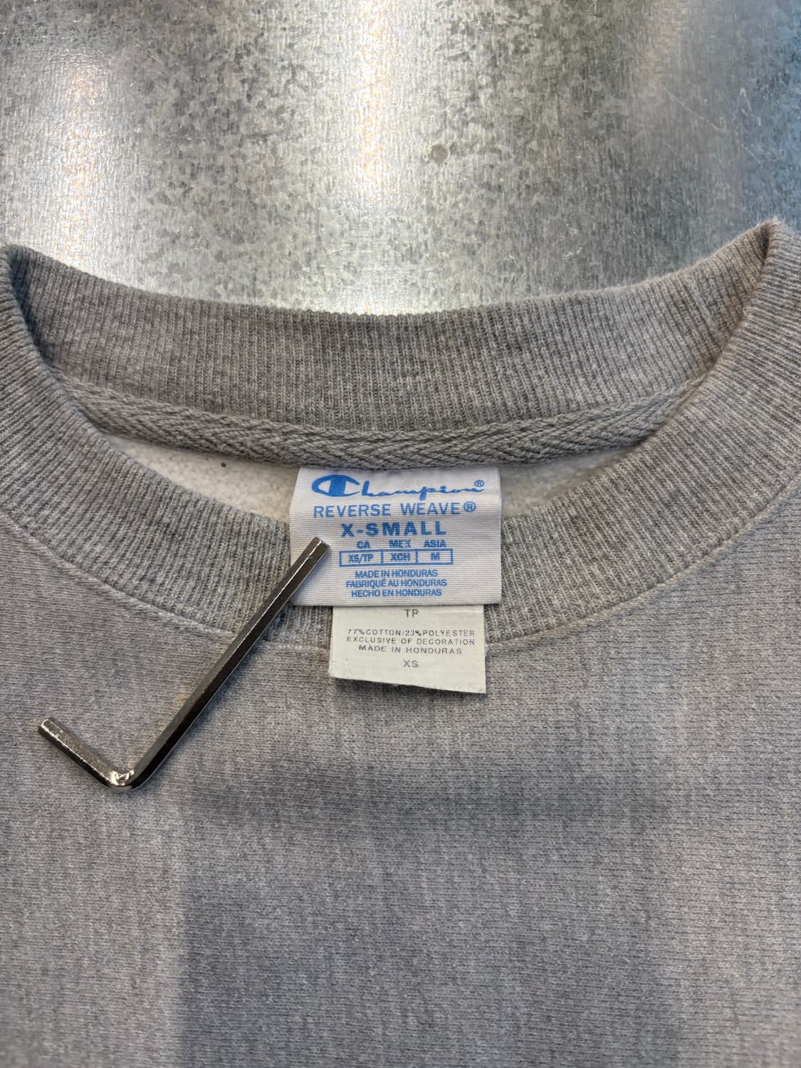 챔피온 리버스위브 그레이 스웻셔츠 상품이미지3