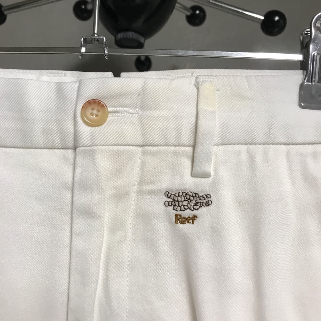 폴로 랄프로렌 멀티 자수 치노 팬츠 화이트 6(W) 상품이미지4