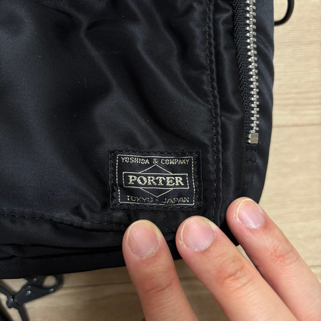 요시다포터 porter 카메라백 탱커 블랙 상품이미지3