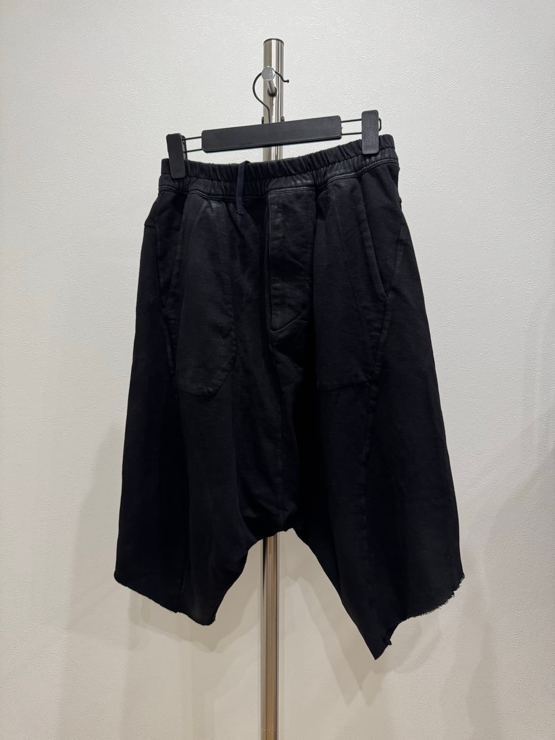 Julius 율리우스 18ss 코티드 크로치 팬츠 상품이미지1