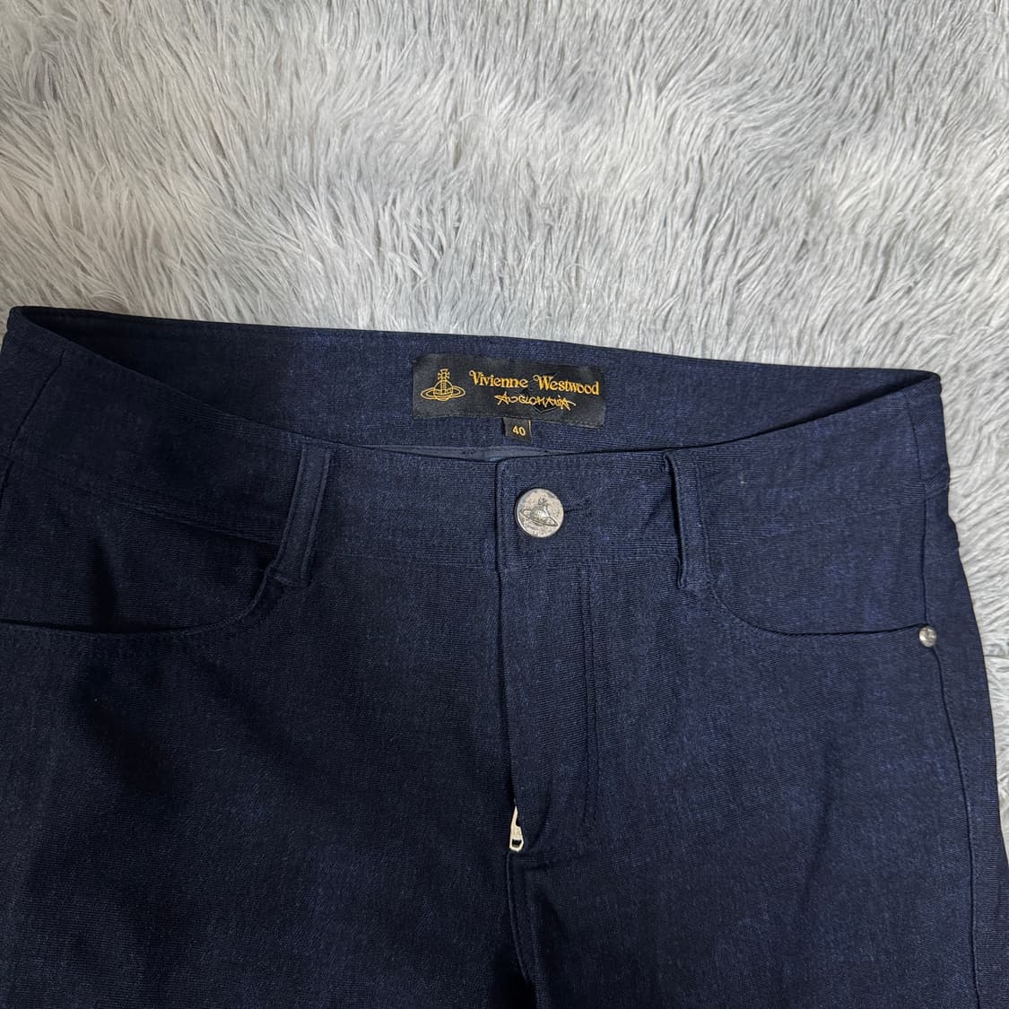 비비안웨스트우드 블랙라벨 여성슬랙스 40사이즈  총장 83 허리단면 38 상품이미지2