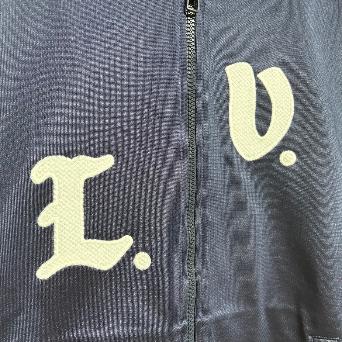 [L/새상품급] 루이비통 모노그램 사이드로고 플라워 집업 자켓 상품이미지2