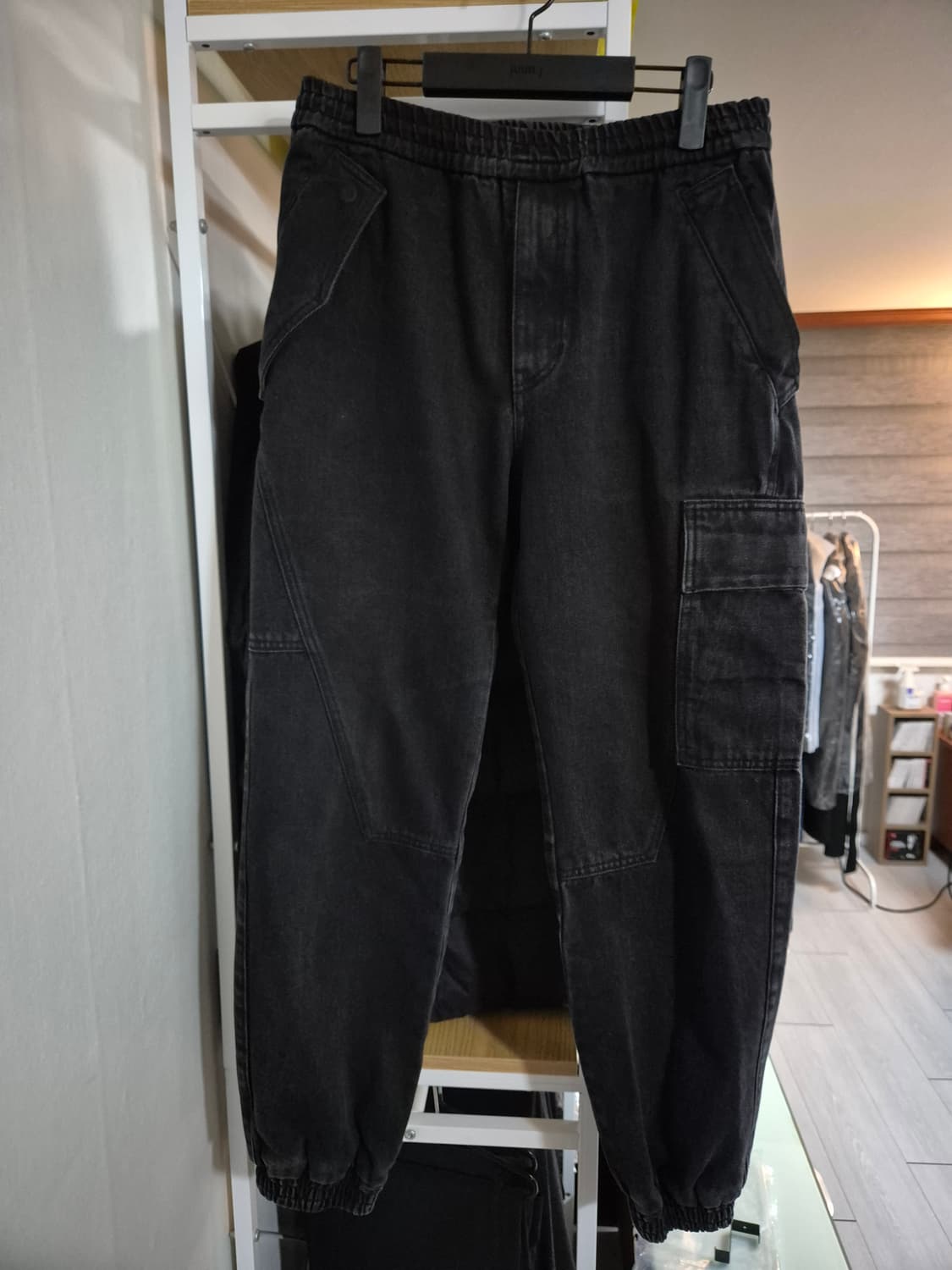 솔리드옴므 흑청 데님 조거팬츠 50(34) 상품이미지1