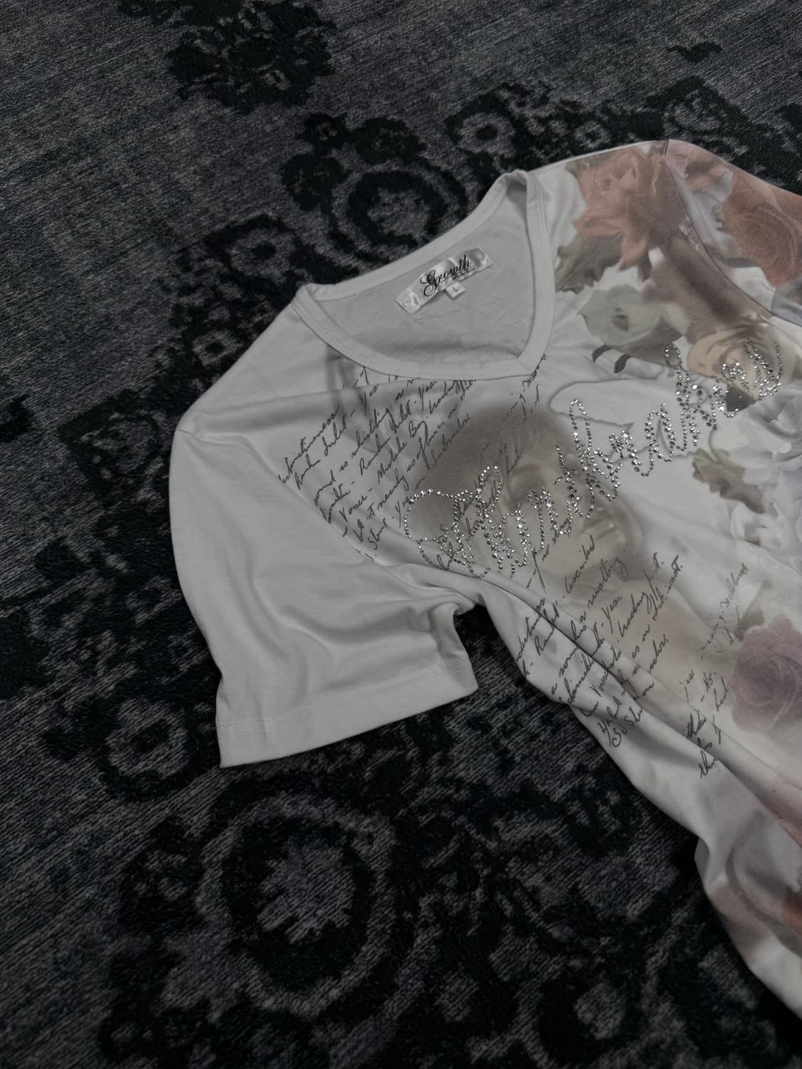 In the attic floral lettering half t shi 상품이미지2