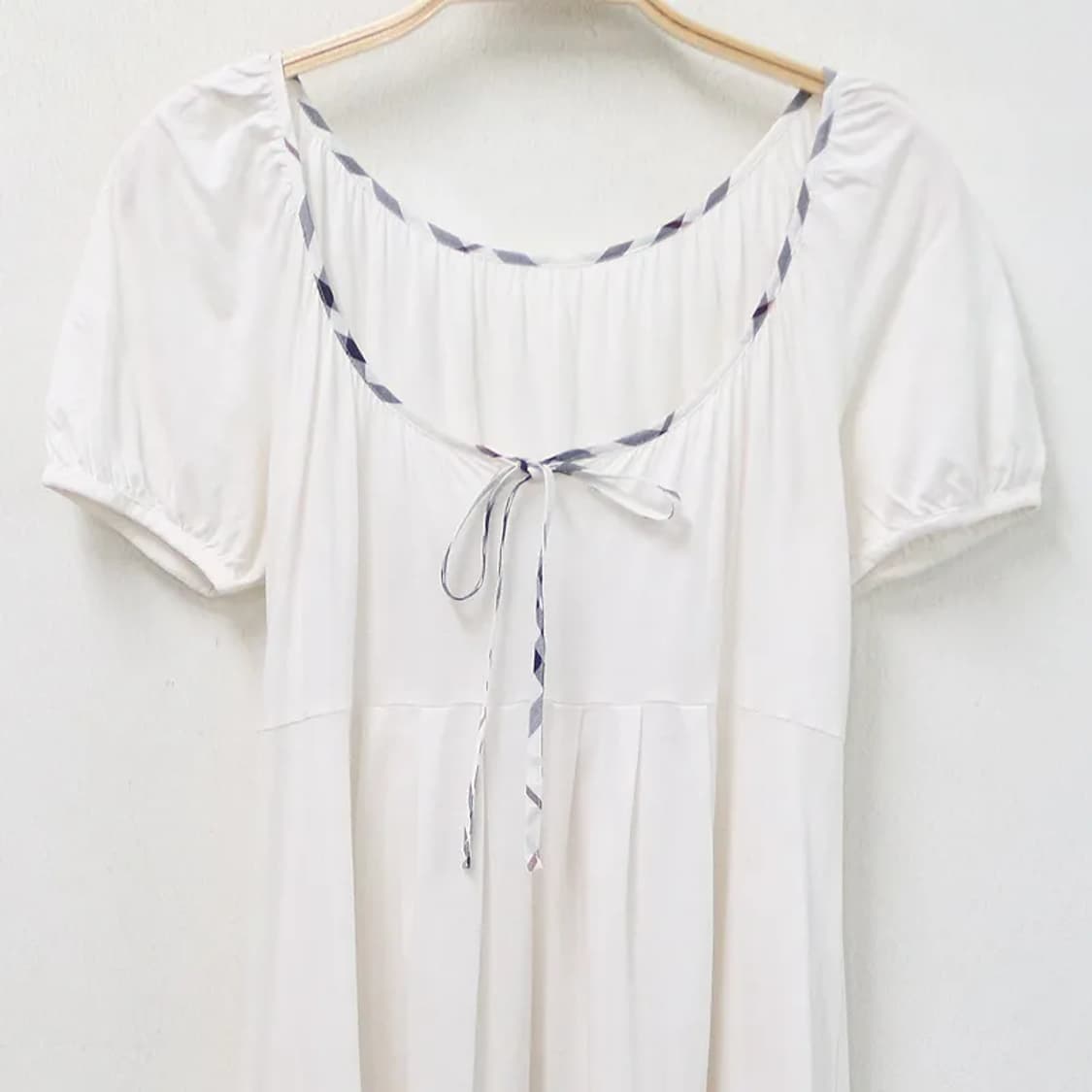 버버리 블루라벨 퍼프소매 미디 원피스 65932 상품이미지2