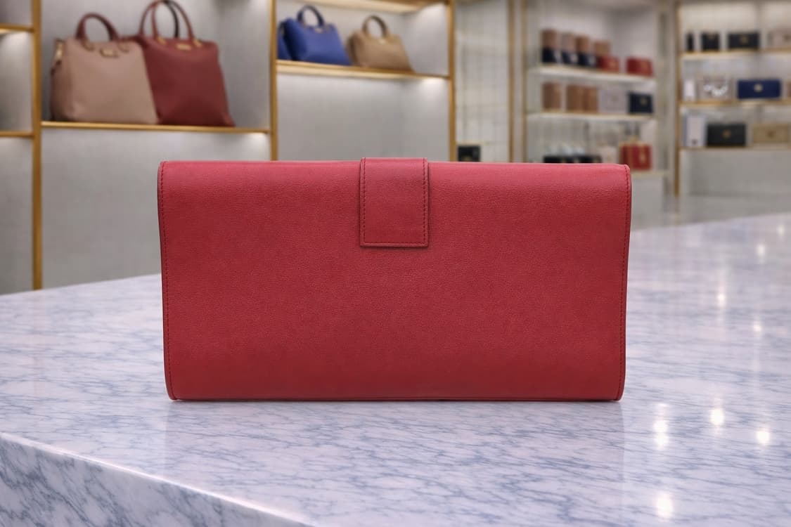 [S급] 생로랑 카바시크 카프스킨 클러치 레드 판매합니다!!! 상품이미지2