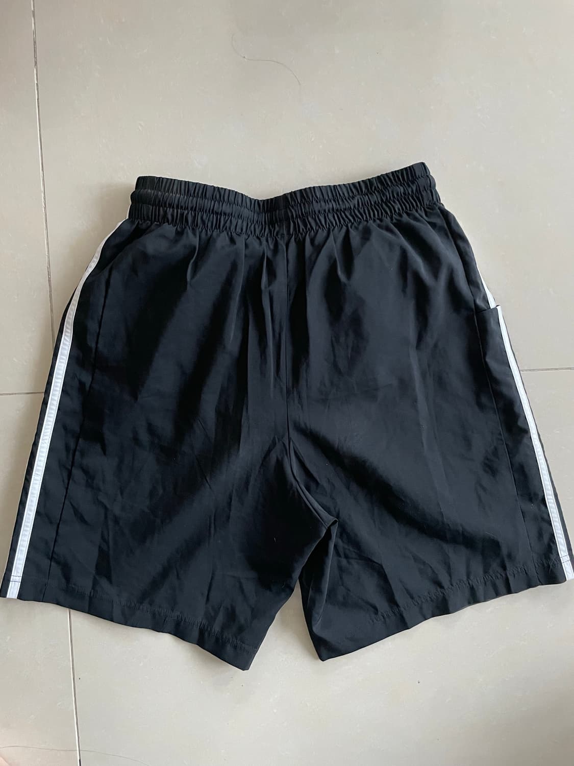 아디다스 삼선 트레이닝 반바지 블랙 S 상품이미지2