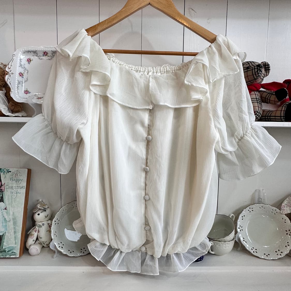 쉬폰 프릴 블라우스 화이트 퍼프 반팔 상품이미지2