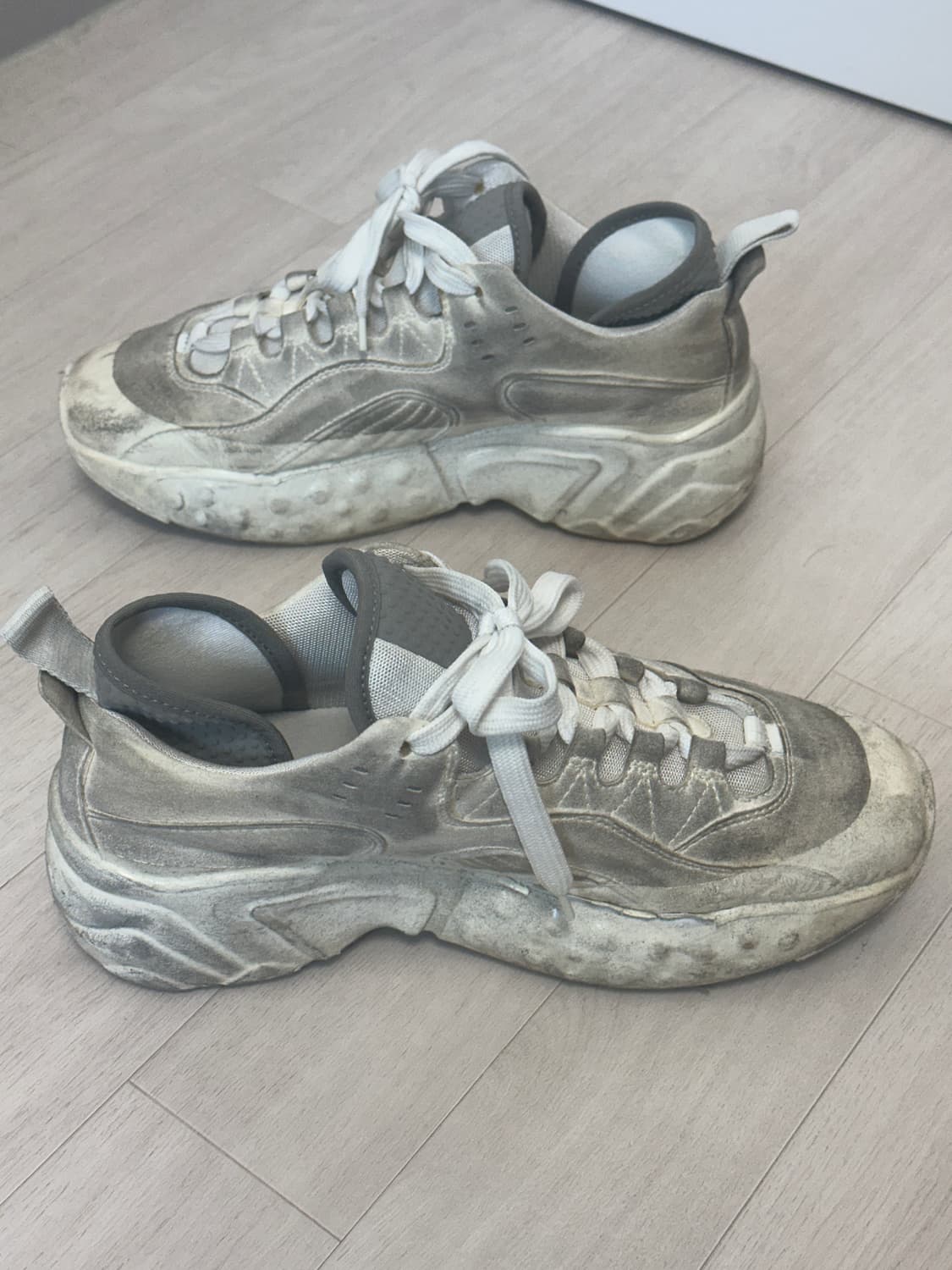 아크네 스튜디오 락어웨이 딥 스니커즈 더티 41사이즈 상품이미지5