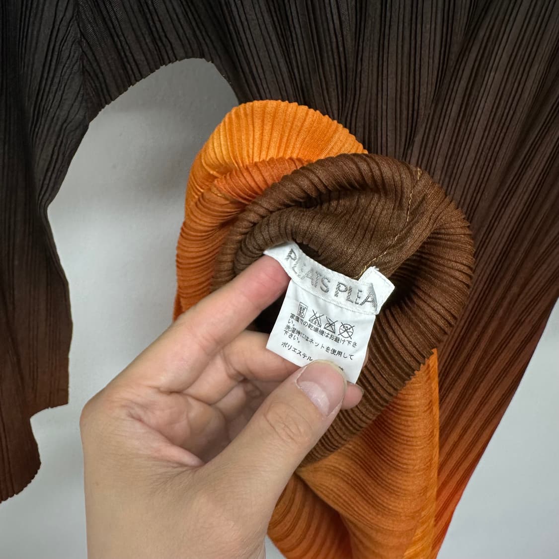 이세이미야케 플리츠플리즈 그라데이션 롱 탑 상품이미지5