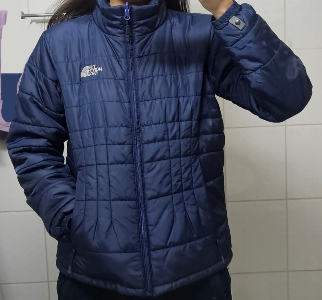 노스페이스 경량 패딩 90 상품이미지2