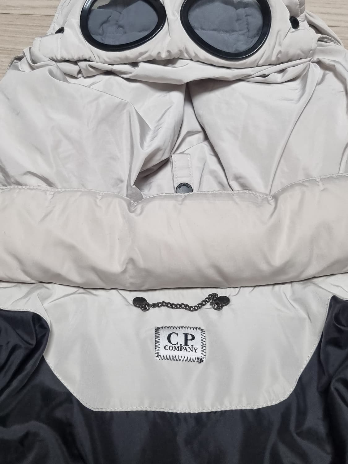 cp컴퍼니 밀레밀리아 패딩조끼 상품이미지7