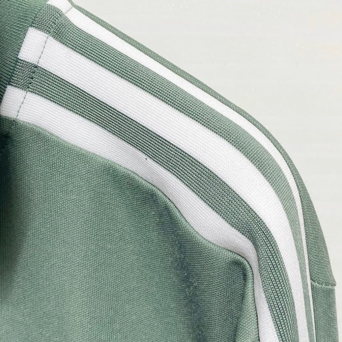 [정품] 아디다스 베켄바우어 올리버 그린카키 투웨이집업 져지자켓(M) 상품이미지3