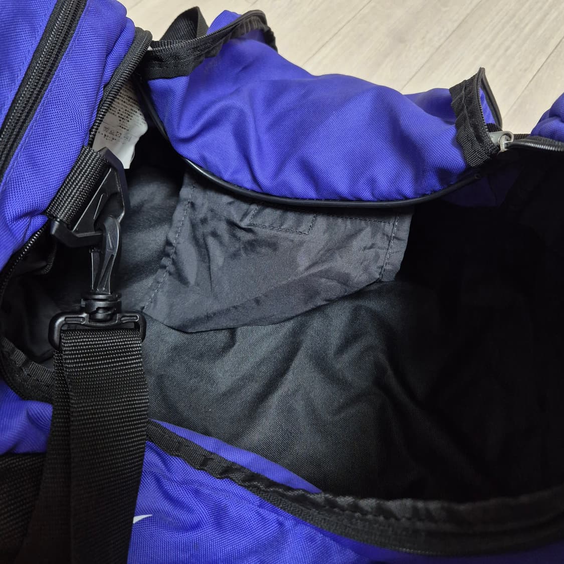 나이키 빅스우시 크로스백 더플백 상품이미지3