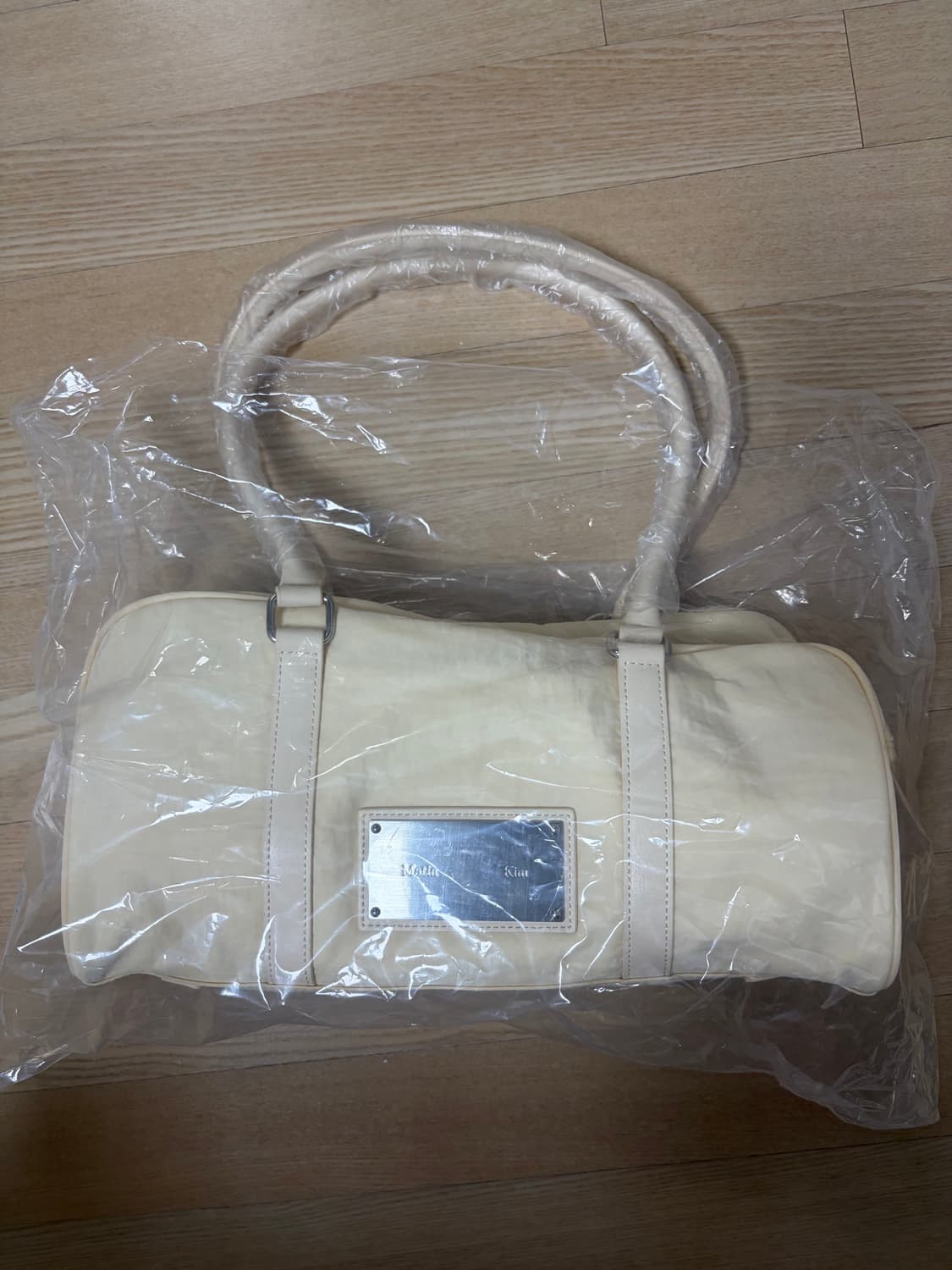 마뗑킴 스포티 토트백 크림색(미개봉/새상품) 상품이미지4