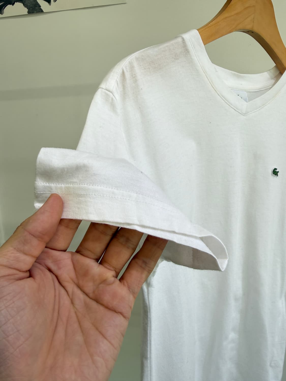 LACOSTE (Made in Japan) 브이넥 반팔 티셔츠  상품이미지3
