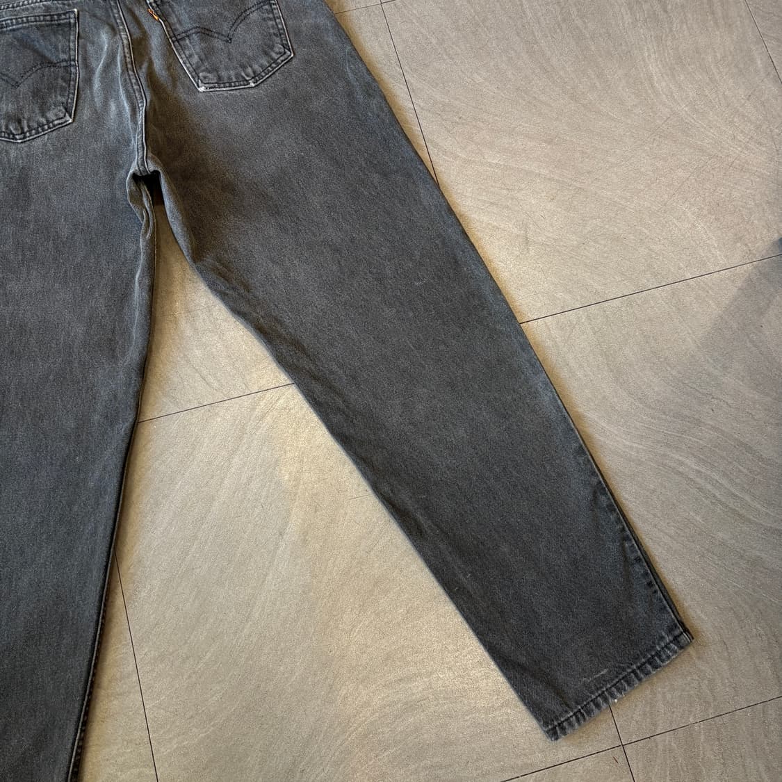 90s Levis 리바이스 550 데님 오렌지탭 블랙 팬츠  상품이미지4