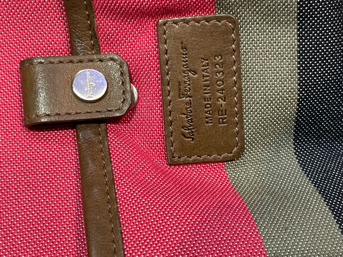 페라가모 블랙 가죽 브리프케이스 서류가방 토트백 상품이미지5