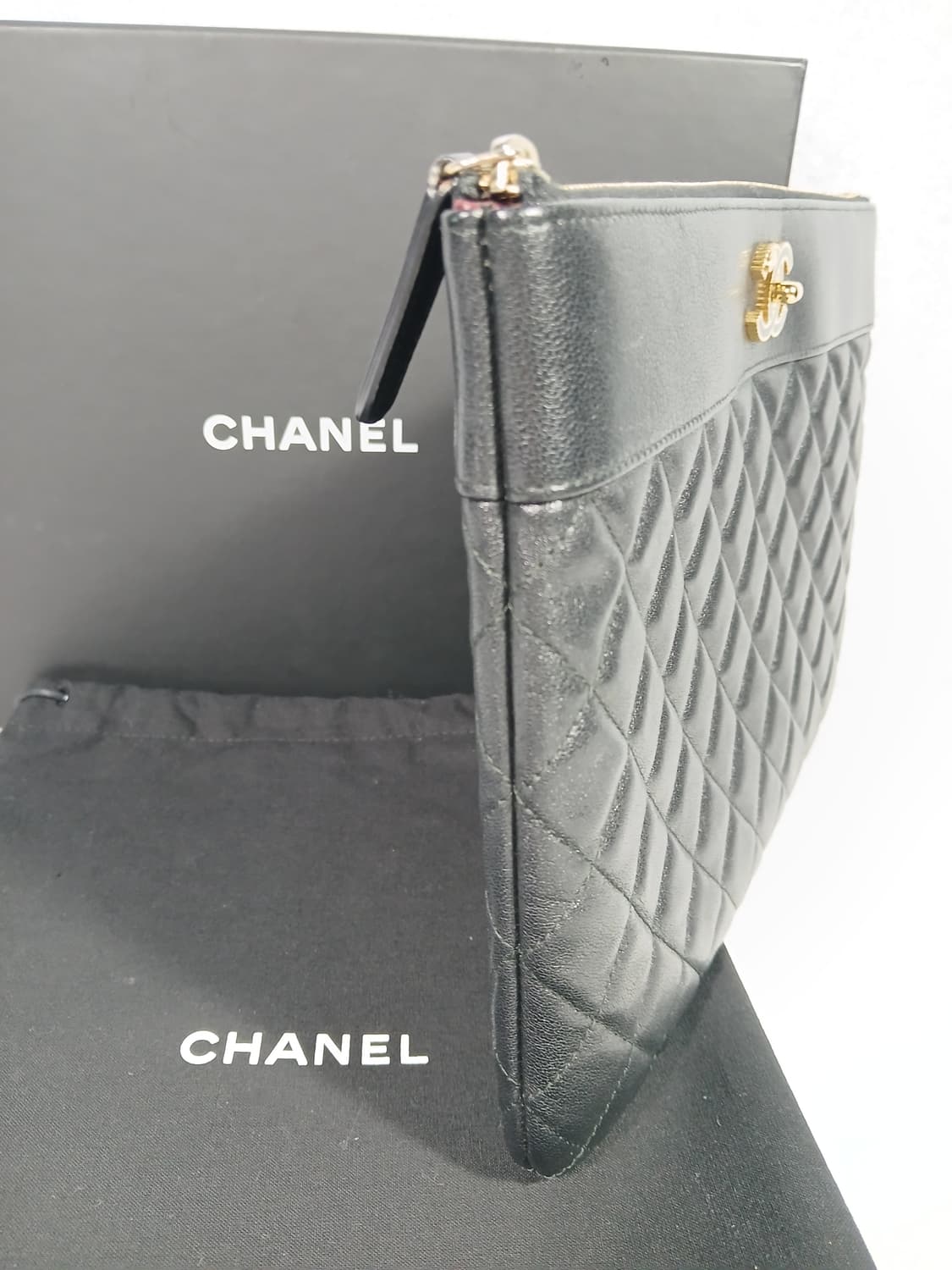 샤넬 마드모아젤 뉴미듐 클러치 A80992 상품이미지4