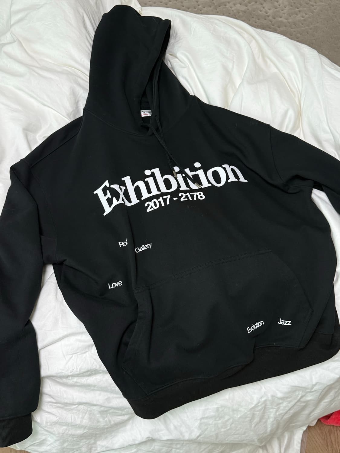 뮤지엄비지터 블랙 Exhibition 후드티 L사이즈 (새상품 급처) 상품이미지2