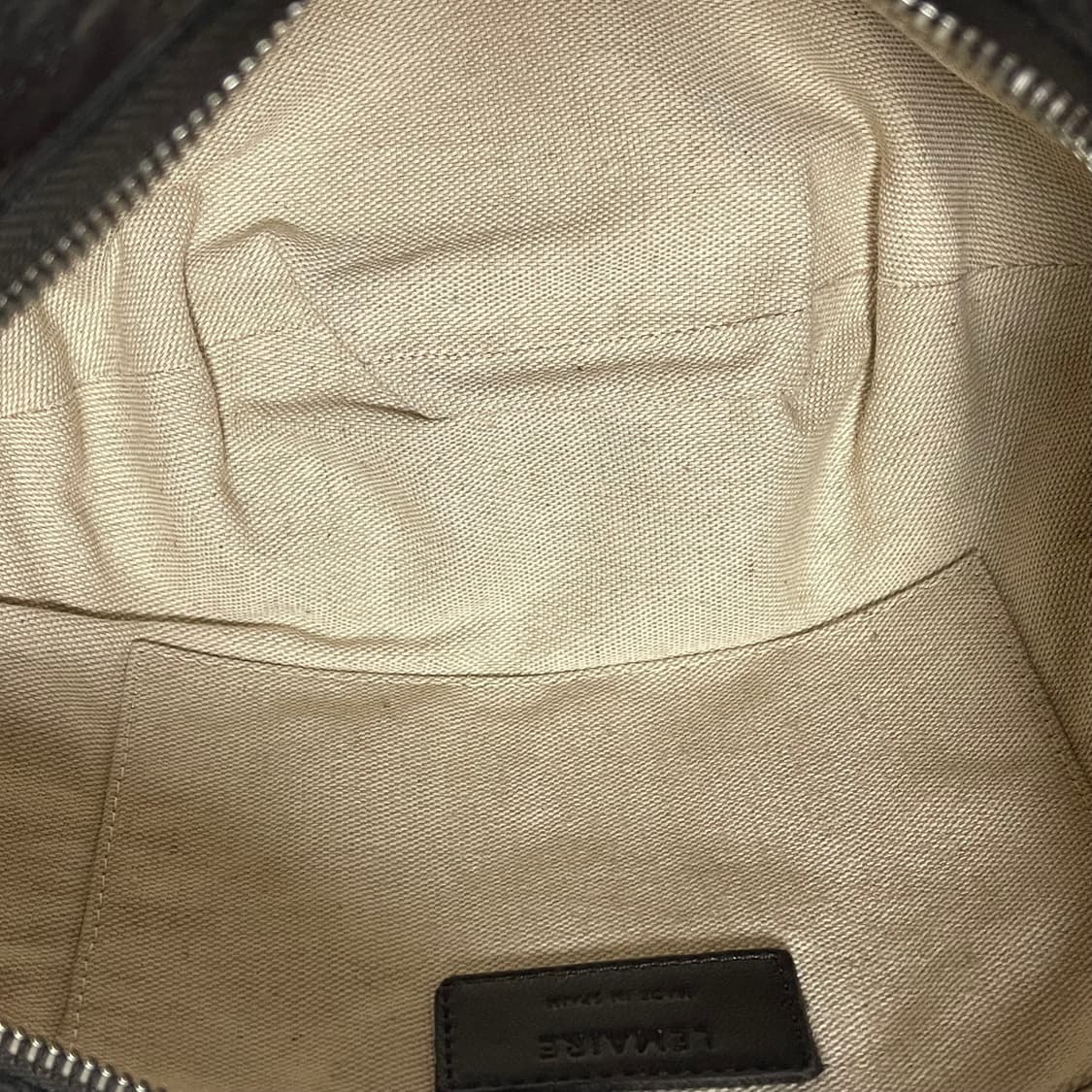 르메르 나파 레더 범백 미디움 다크초코 상품이미지8