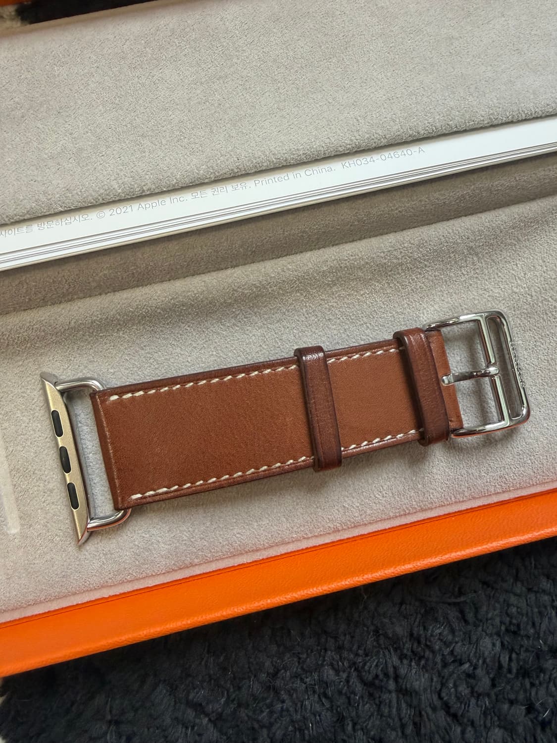 (미사용) 애플워치 에르메스 에뚜쁘 스위프트 가죽 스트랩 45mm  상품이미지4