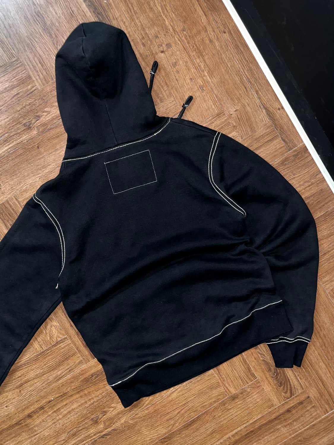 트루릴리젼 스티치 디테일 후드티 상품이미지2