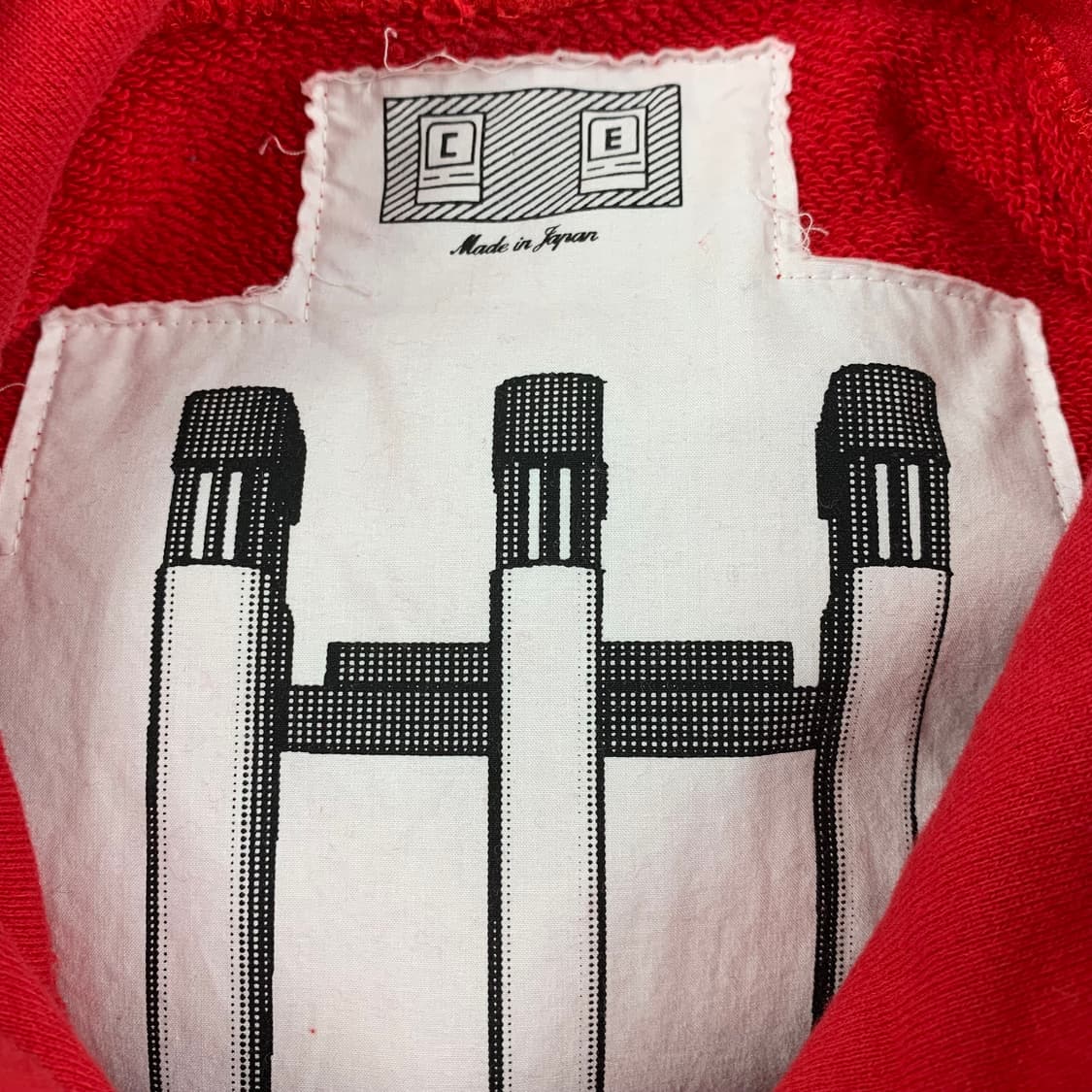 카브엠트 그래픽 후드티 레드 상품이미지8