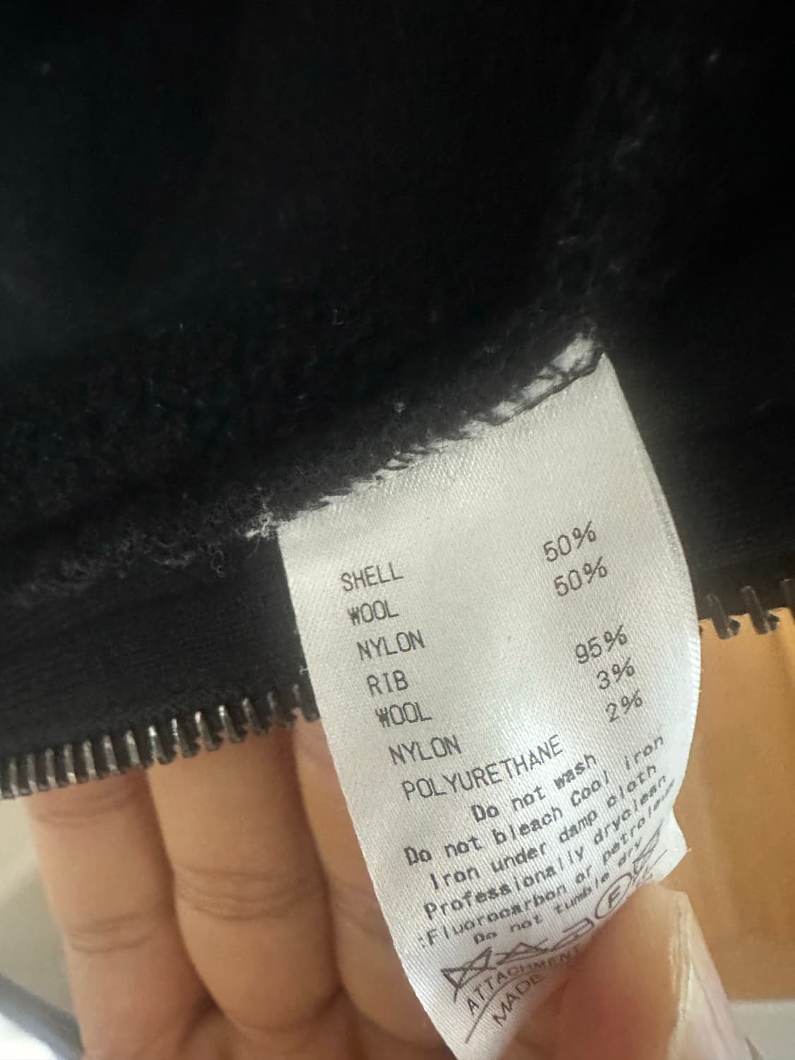 카즈유키 쿠마가이 어태치먼트 사선 후드 집업 S 상품이미지6