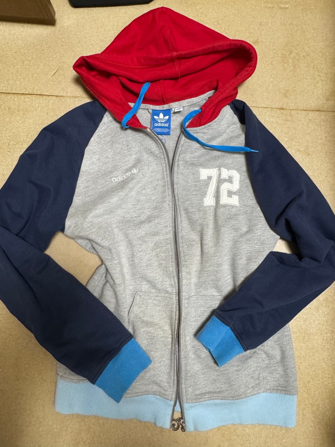 아디다스 스포티 후드집업 상품이미지1