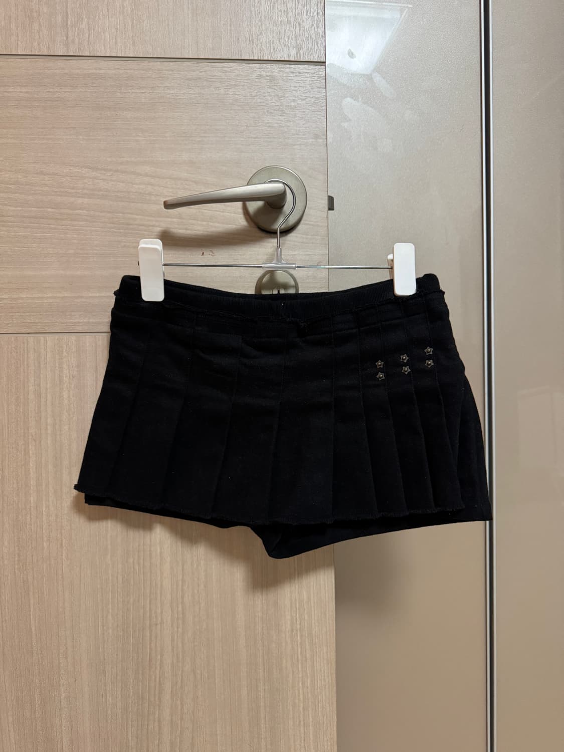 스타 리벳 플리츠 스커트 상품이미지2