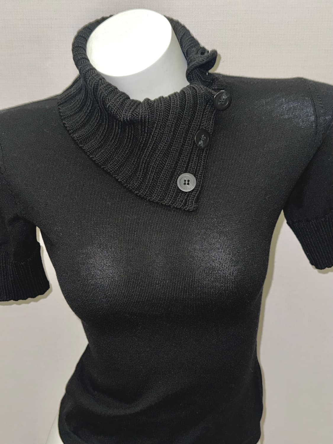 빈티지 버튼 폴라 반소매 니트 상품이미지2