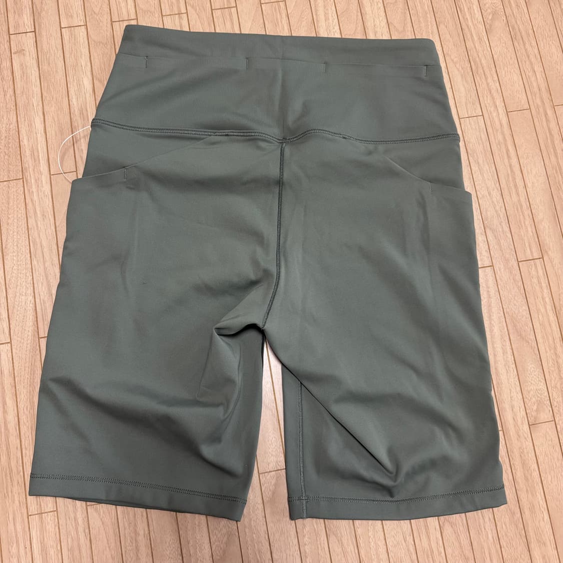 아크테릭스 엣센트 하이라이즈 쇼츠 8인치 마운틴 러닝 쇼츠 상품이미지2