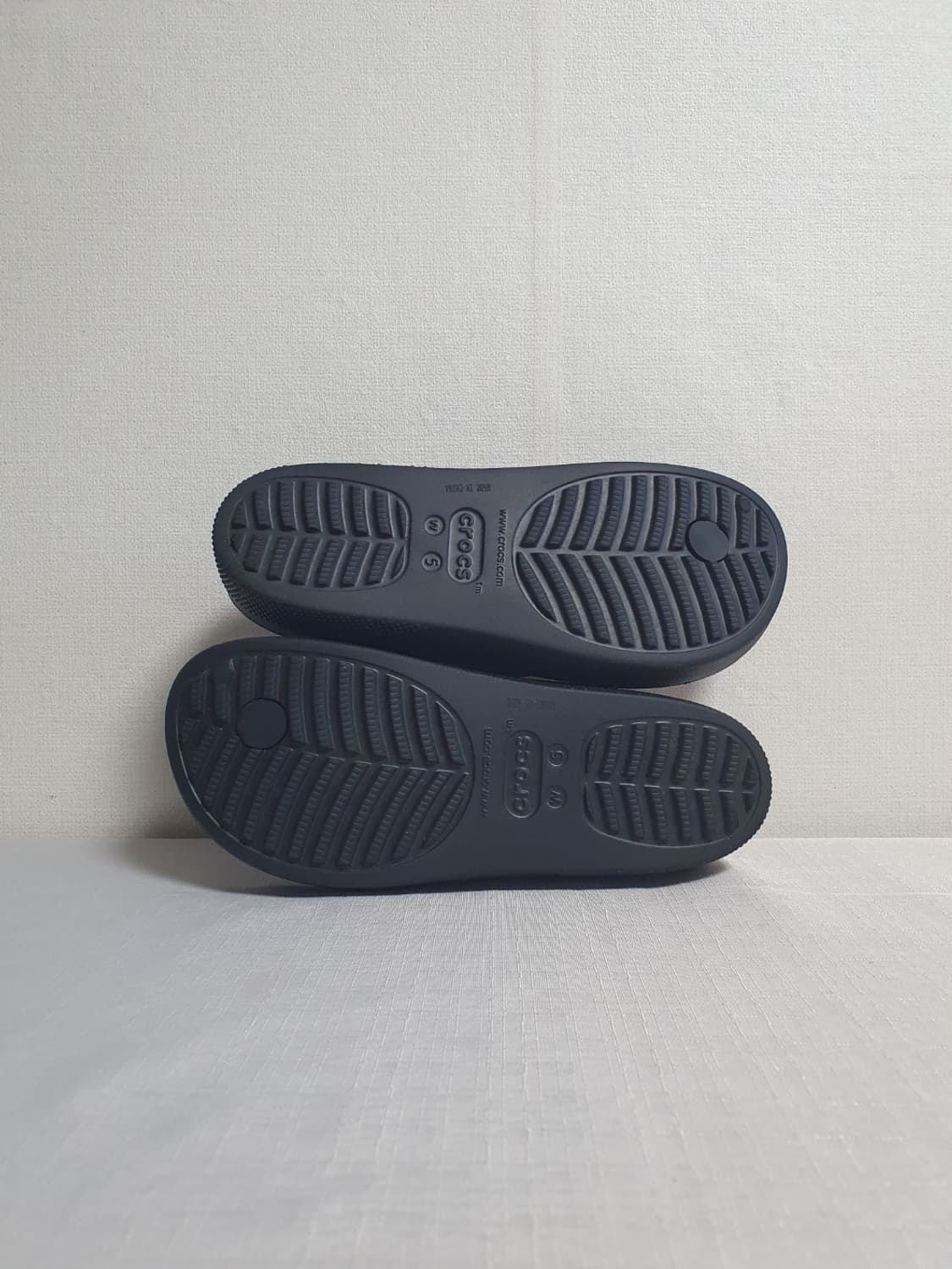 220mm 크록스 클래식 플랫폼 플립 블랙 상품이미지8