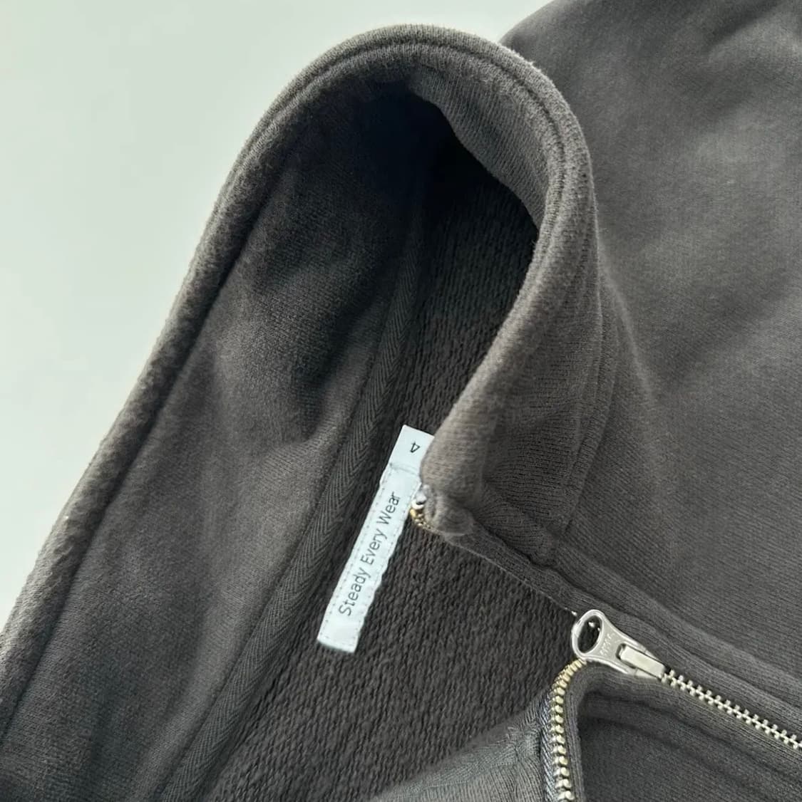 스테디에브리웨어 릴렉스드 하프 집업 기모 스웻 셔츠 상품이미지2