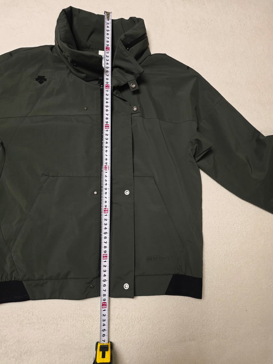 데상트 후드 바람막이 자켓  공용 85 상품이미지9