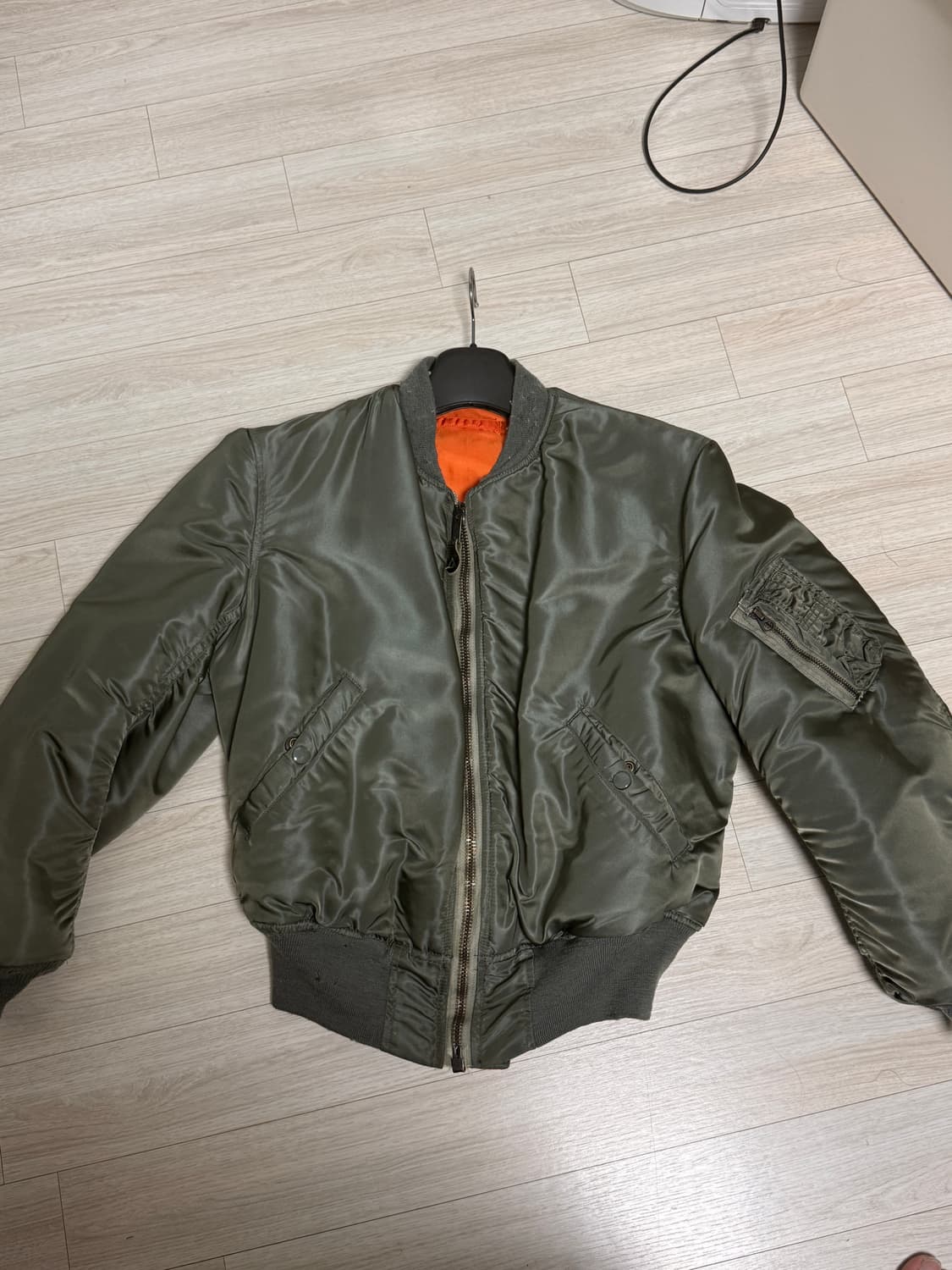 앙파인더스트리 정밀복각 ma-1 상품이미지2