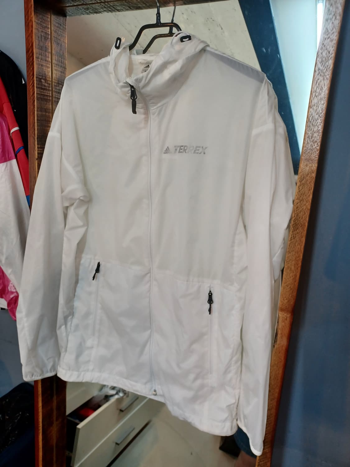 아디다스 테렉스 경량 바람막이 자켓 화이트 m 상품이미지5